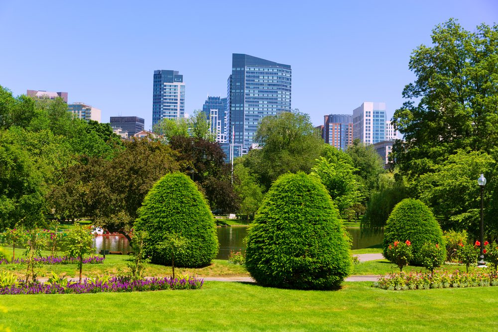 Best Cheap Things to do in Boston: Boston Common Public Garden